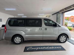 Hyundai H-1 2.5 Crdi A/T/ 2.5 Elite automatic - Image 7
