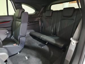 Isuzu mu-X 3.0TD Onyx XT 4WD - Image 8