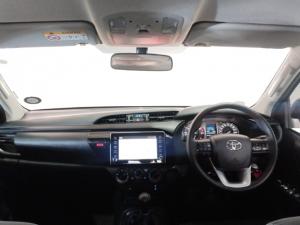 Toyota Hilux 2.4GD-6 double cab Raider manual - Image 7