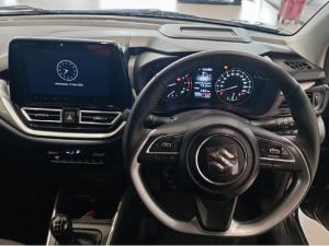 Suzuki Baleno 1.5 GLX manual - Image 13