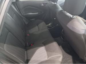 Suzuki Baleno 1.5 GLX manual - Image 6