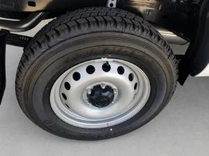 Toyota Hilux 2.4GD-6 double cab SR - Image 10