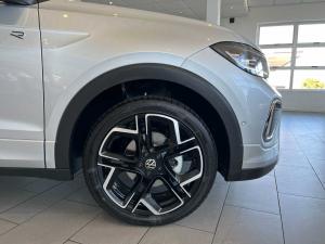 Volkswagen T-Cross 1.0TSI R-Line - Image 4