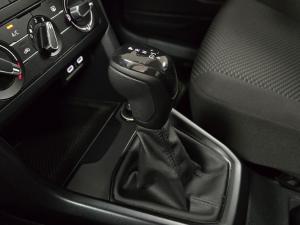 Volkswagen T-Cross 1.0TSI manual - Image 12