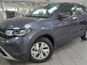 Volkswagen T-Cross 1.0TSI manual - Image 2