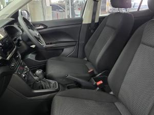 Volkswagen T-Cross 1.0TSI auto - Image 8