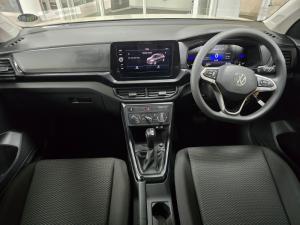 Volkswagen T-Cross 1.0TSI auto - Image 9