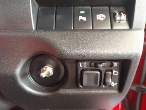Suzuki Jimny 1.5 GLX AllGrip 5-door auto - Image 24