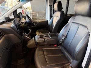 Hyundai Staria 2.2D Executive 9-seater - Image 13