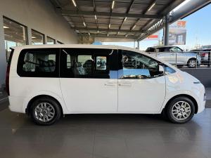 Hyundai Staria 2.2D Executive 9-seater - Image 4