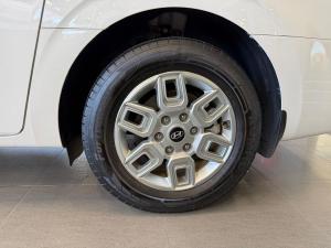 Hyundai Staria 2.2D Executive 9-seater - Image 9
