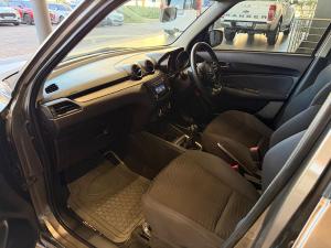 Suzuki Swift 1.2 GL manual - Image 10