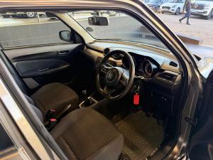Suzuki Swift 1.2 GL manual - Image 13
