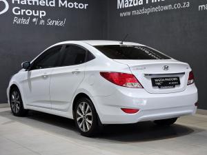 Hyundai Accent sedan 1.6 Fluid - Image 22