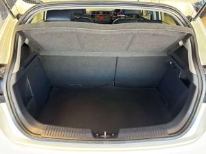 Kia Rio hatch 1.4 Tec - Image 10