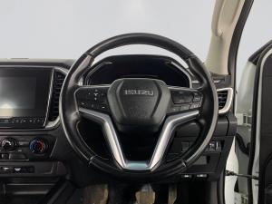 Isuzu D-MAX 1.9 Ddi HR LS automatic E-CAB - Image 16