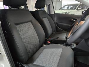 Volkswagen Polo Vivo hatch 1.4 Life - Image 10