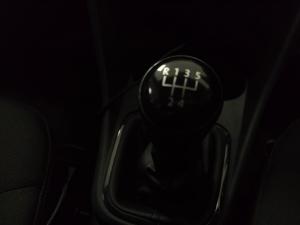 Volkswagen Polo Vivo hatch 1.4 Life - Image 16