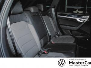 Volkswagen Touareg V6 TDI R-Line - Image 9
