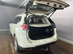 Nissan X-Trail 1.6dCi 4x4 LE - Image 9