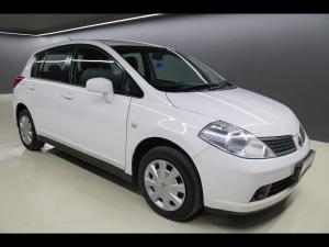 Nissan Tiida hatch 1.6 Visia+ - Image 1