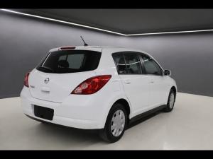 Nissan Tiida hatch 1.6 Visia+ - Image 2