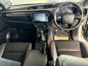 Toyota Hilux 2.8GD-6 Xtra cab Legend manual - Image 6