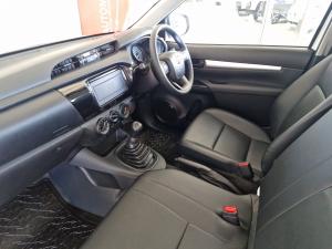 Toyota Hilux 2.0 single cab S (aircon) - Image 7