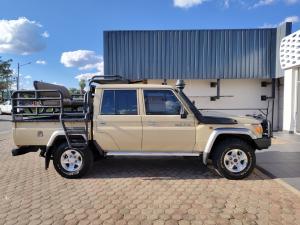 Toyota Land Cruiser 79 4.5D-4D V8 double cab LX - Image 3