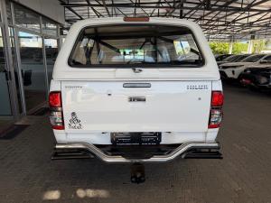 Toyota Hilux 3.0D-4D double cab Raider Legend 45 - Image 5