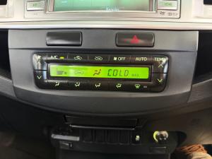 Toyota Hilux 3.0D-4D double cab Raider Legend 45 - Image 14