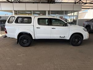 Toyota Hilux 3.0D-4D double cab Raider Legend 45 - Image 3