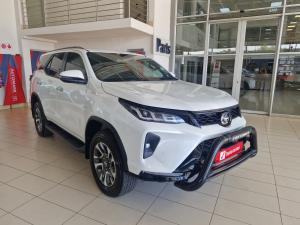 Toyota Fortuner 2.8GD-6 4x4 VX - Image 1