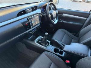 Toyota Hilux 2.8GD-6 double cab 4x4 Raider - Image 7
