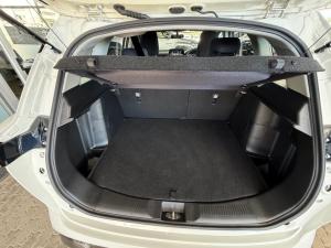Toyota Urban Cruiser 1.5 XR manual - Image 17