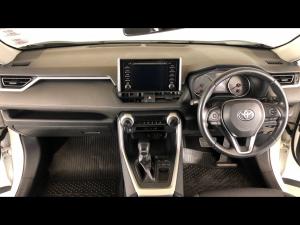 Toyota RAV4 2.0 GX auto - Image 6