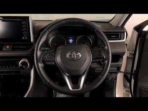 Toyota RAV4 2.0 GX auto - Image 8