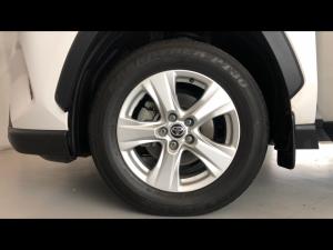Toyota RAV4 2.0 GX auto - Image 18