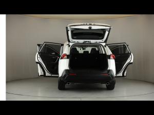 Toyota RAV4 2.0 GX auto - Image 24