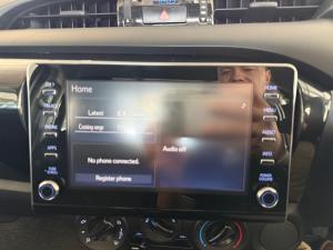 Toyota Hilux 2.4GD-6 single cab Raider manual - Image 12