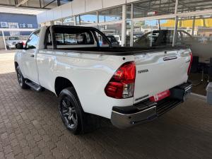 Toyota Hilux 2.4GD-6 single cab Raider manual - Image 16