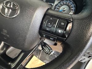 Toyota Hilux 2.8GD-6 Xtra cab Legend manual - Image 9