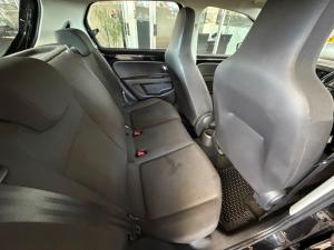 Volkswagen up! move up! 5-door 1.0 - Image 14