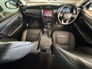 Toyota Fortuner 2.4GD-6 manual - Image 6