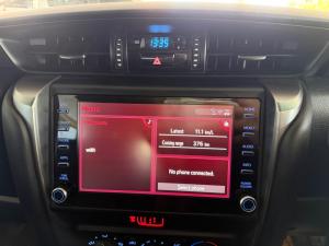 Toyota Fortuner 2.4GD-6 manual - Image 13