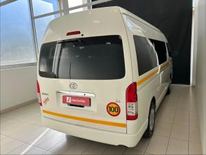 Toyota Hiace 2.5D-4D bus 14-seater GL - Image 2