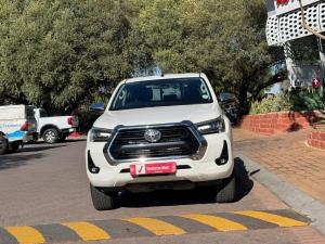 Toyota Hilux 2.8GD-6 double cab Raider auto - Image 4