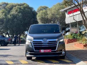 Toyota Quantum 2.8 LWB bus 6-seater VX Premium - Image 4
