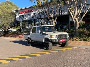 Toyota Land Cruiser 79 4.5D-4D V8 double cab LX - Image 1