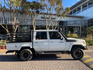 Toyota Land Cruiser 79 4.5D-4D V8 double cab LX - Image 3